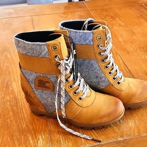 Sorel Waterproof Wedge Boot, 8.5 women's, tan and gray